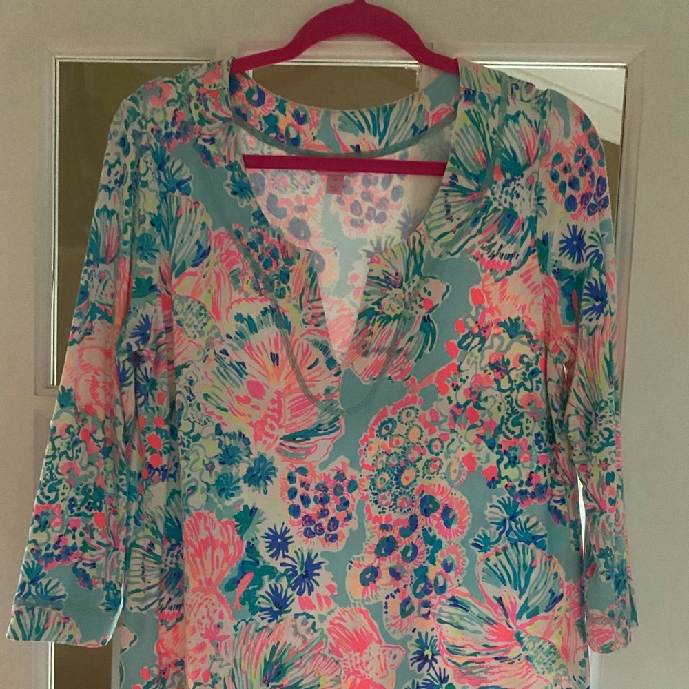 Lilly Pulitzer Top Size Medium EXCELLENT CONDITION